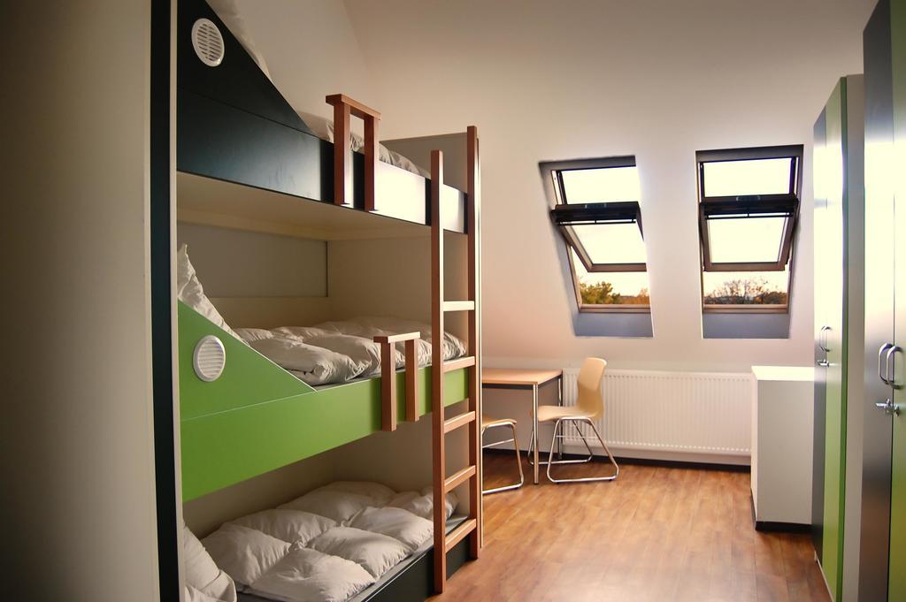 Younior-Hotel Stralsund Kamer foto