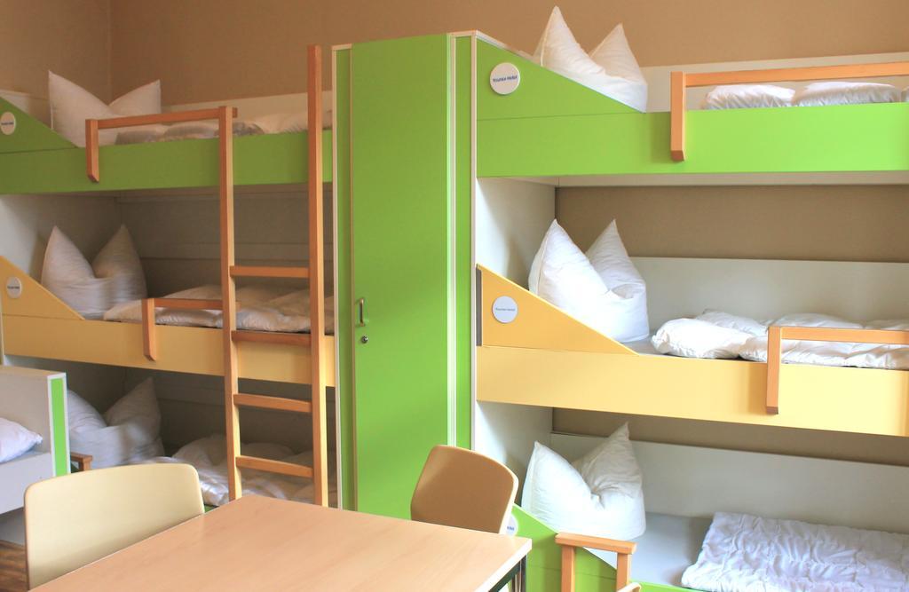 Younior-Hotel Stralsund Buitenkant foto