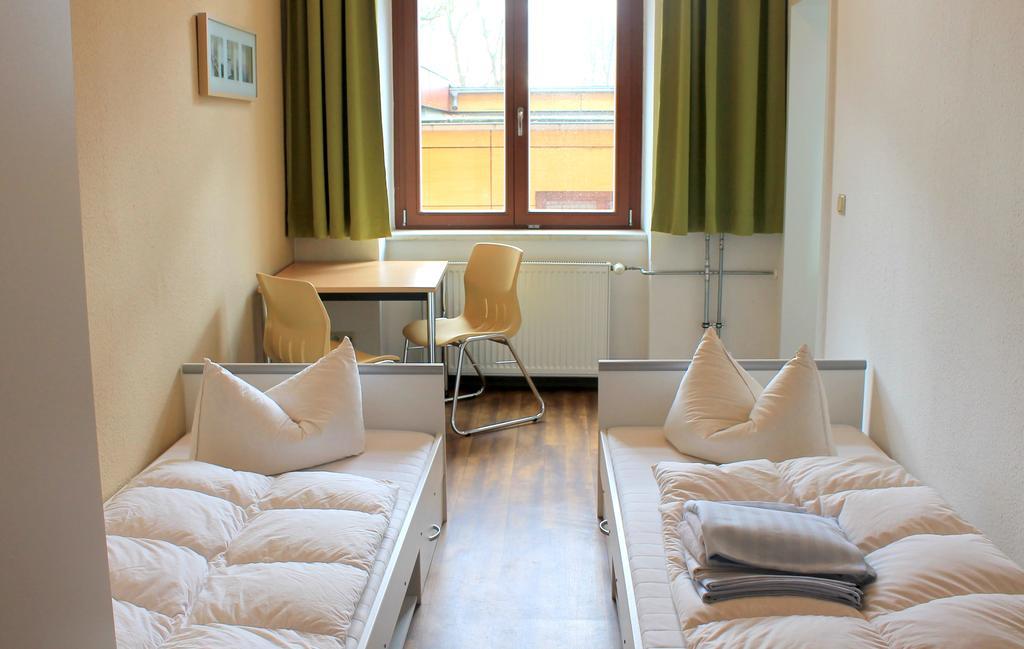 Younior-Hotel Stralsund Buitenkant foto