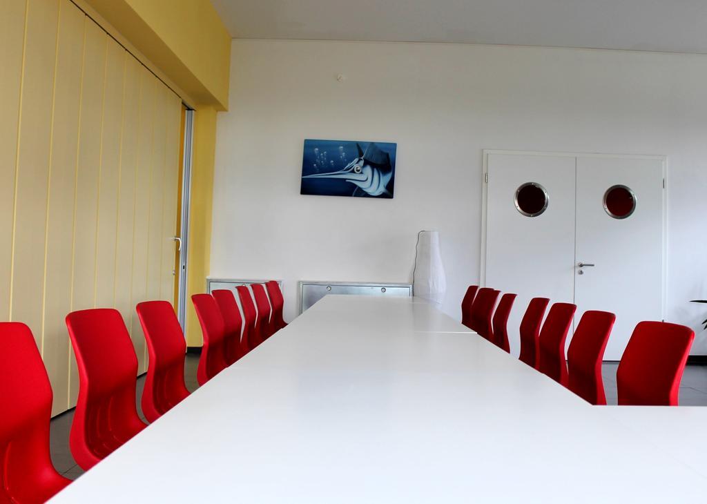 Younior-Hotel Stralsund Buitenkant foto